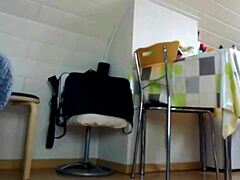 सेक्सीडिया भाभी डिल्डो चोदकर वेबकैम पर शरारती मुठ मारती है बड़े स्क्वर्ट्स के साथ