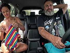 Mais uma carioca Talita Lima spreads big ass and gives first-time public anal in car ride