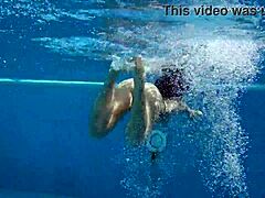 Jessica Adored The Producer With Her Sexy Look.