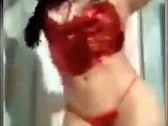 My Cousin Twerking On Red Thread Live Attack?