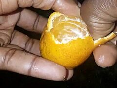 la clémentine loves pushing her finger deep into her pussy 😍