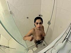 Fudendo a Namorada Gostosa no Banheiro Experience