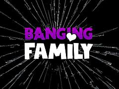 हेय, चेक यह क्यूट बेब स्टेप-डैड द्वारा फकड डिकपिक के बाद 😂