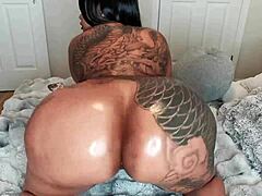 Oiled ebony ass twerking and worship session with lovense