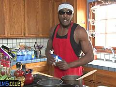 मैंने देखा यह क्यूट 18+ नई लड़की को विशाल बीबीसी द्वारा स्पिटरोस्टेड किया जाता है तीव्र अंतरजातीय फोरसम ब्लोजॉब और डॉगीस्टाइल सेशन में।