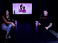 Rafinha sees a beautiful blonde in class and faces friend hates on Sheer Red.