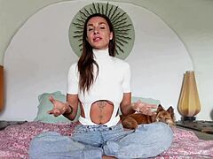 roxy fox teaches foreskin vs circumcised penises tutorial?
