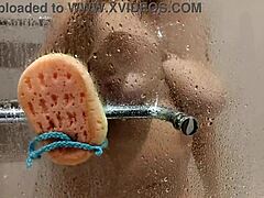 oh man, i caught my stepsister showering naked in the bathroom 😳