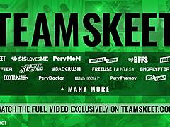 Cheating Girlfriend Gives Blowjob To Boyfriend