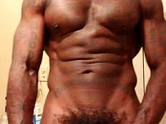 Hallelujah Johnson worships that big black hairy cock so passionately! 😍