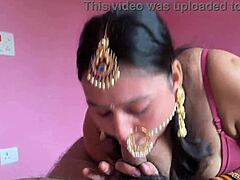 लॉलीपॉप की तरह बड़ा लंड चूसती है, गंदी बातें करती हुई मोटी बीबीडब्ल्यू गृहिणी