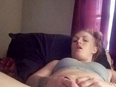 snow bunny plays with toys on her shaved pussy. so fun and horny! 😈