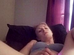 snow bunny plays with toys on her shaved pussy. so fun and horny! 😈