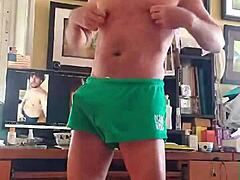 pervy papifachero and captainhooknyc love sexy gear and wrestling! let's get sweaty together!