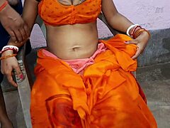 गरम गांव की लड़की फुल न्यूड आपके लिए?