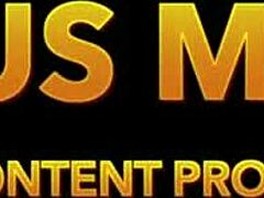 गर्म मिल्फ किचन में ऐनल लेती है 😍