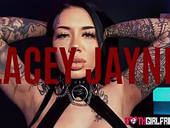 इनक्ड गॉथ चूत की जोरदार पाउंडिंग