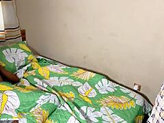 Wife Threesome Squirting