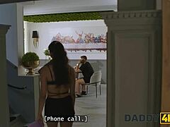 दुबली लड़की डीपथ्रोट