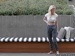 शेमेल थ्रीसम एनल चोदाई