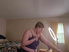 BBW Milf Prepares Giantess