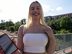 पहली गांड चुदाई पिकअप