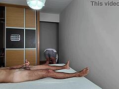 i jerk off cleaning lady