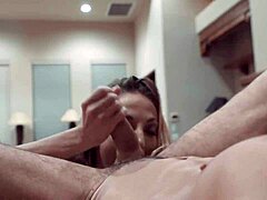 Intense Piano Pussy Pleasures