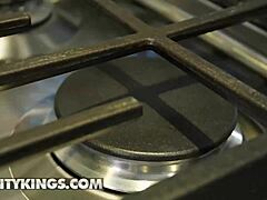 Milf Squirting Temptation