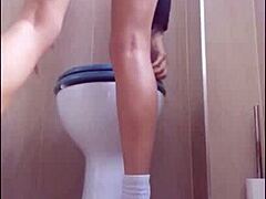 Extended Pee Session