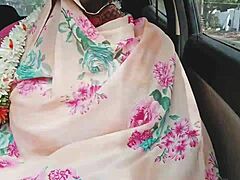Desi Car Sex Thrill!