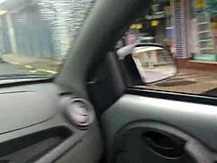 Boquete delicioso no carro