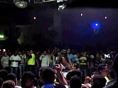 Sexy Chica Strips 🔥