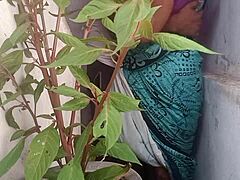 Roommate Blowjob Session