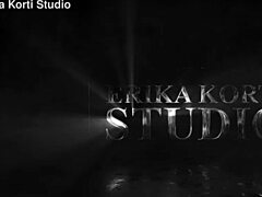 Victoria's Toy Session